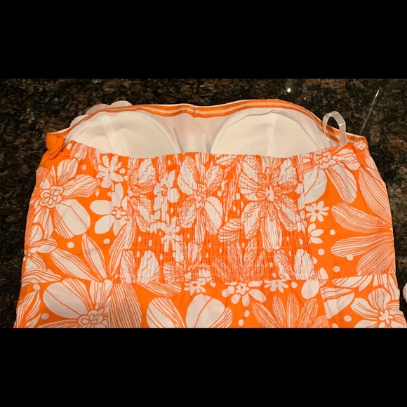 Woman - knees high midi Dress - Picture 5 of 5